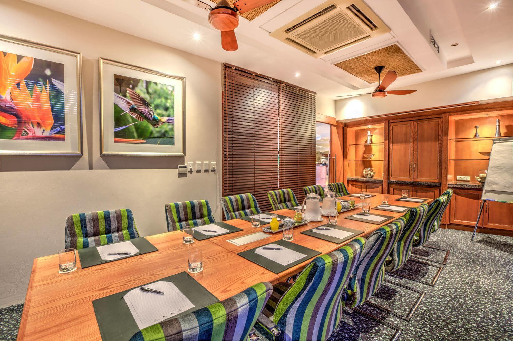 City Lodge Hotel Umhlanga Ridge Дурбан Екстер'єр фото
